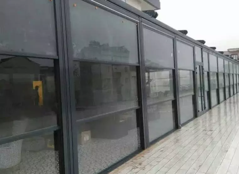 Подъемно-раздвижные системы и складные двери — пример №8